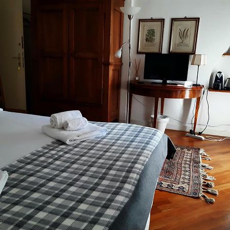 B&B S. Trinita 18 Suites & Rooms Тренто Экстерьер фото