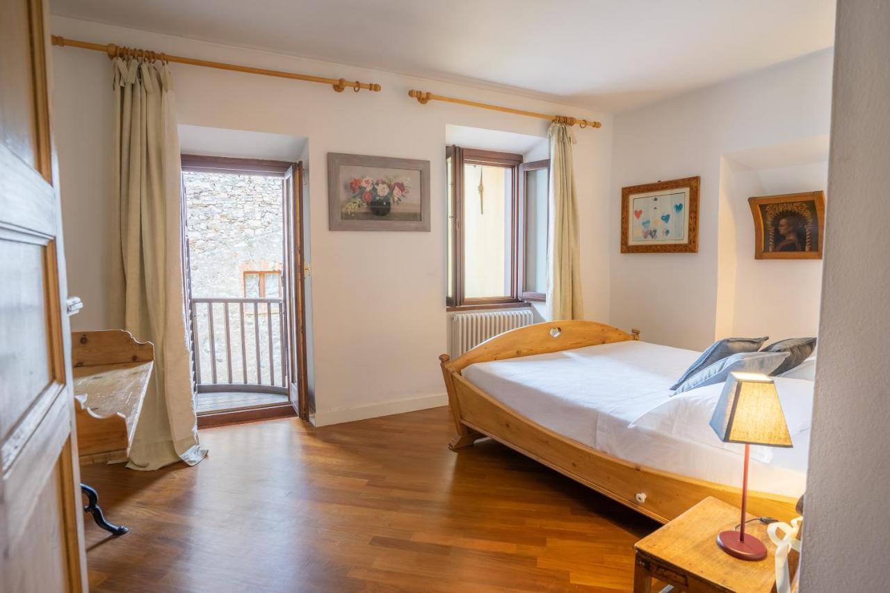 B&B S. Trinita 18 Suites & Rooms Тренто Экстерьер фото