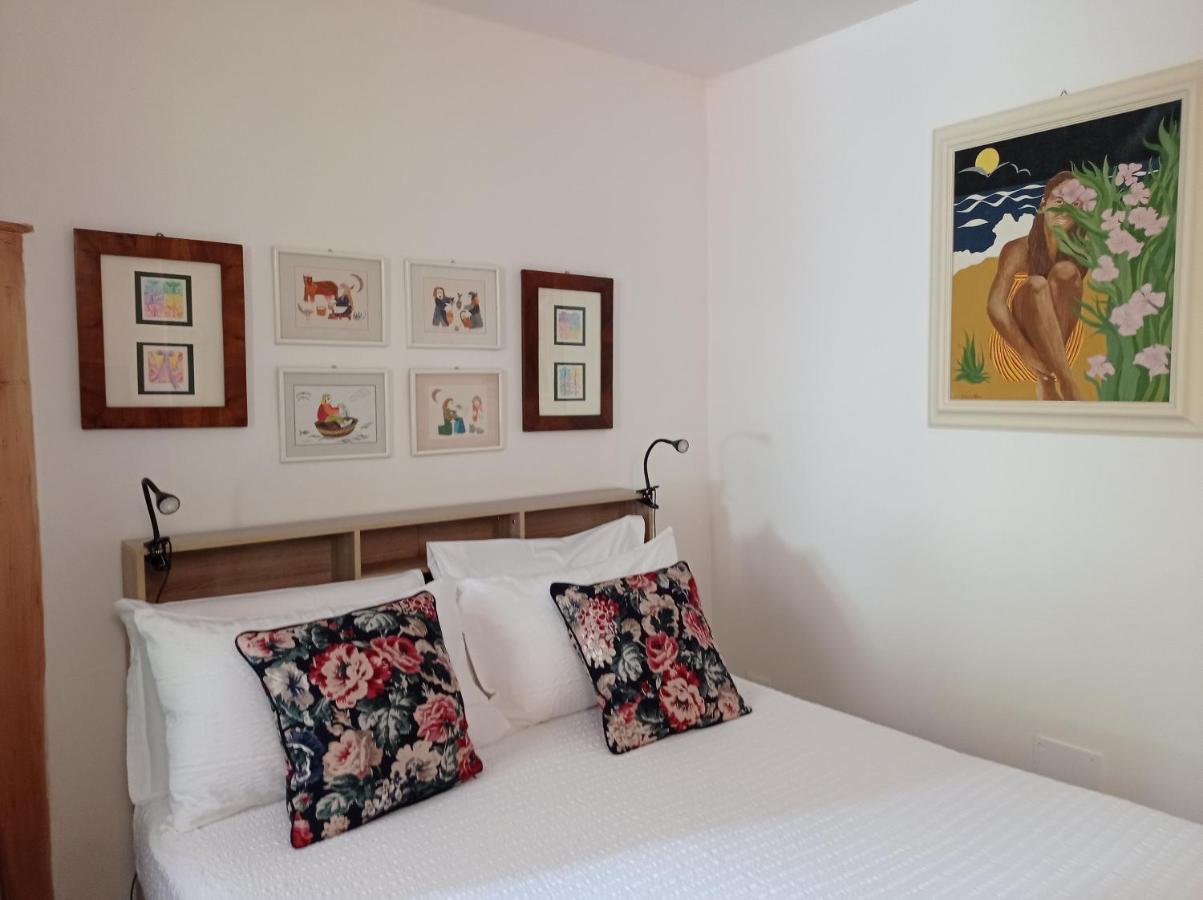 B&B S. Trinita 18 Suites & Rooms Тренто Экстерьер фото